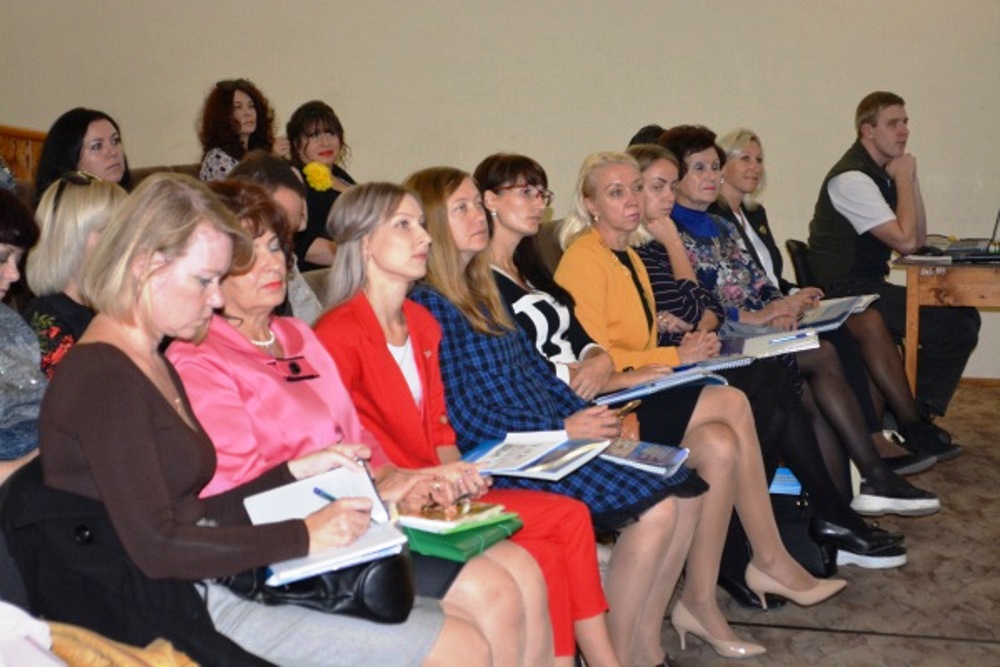Педагоги-психологи и социальные педагоги приняли участие в конференции по профориентации в ГКУ «Центр занятости»