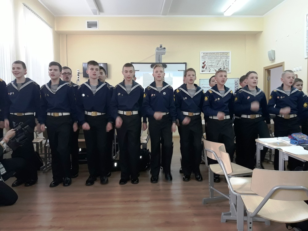 Открытый урок музыки посвятили Дню воинской славы России 