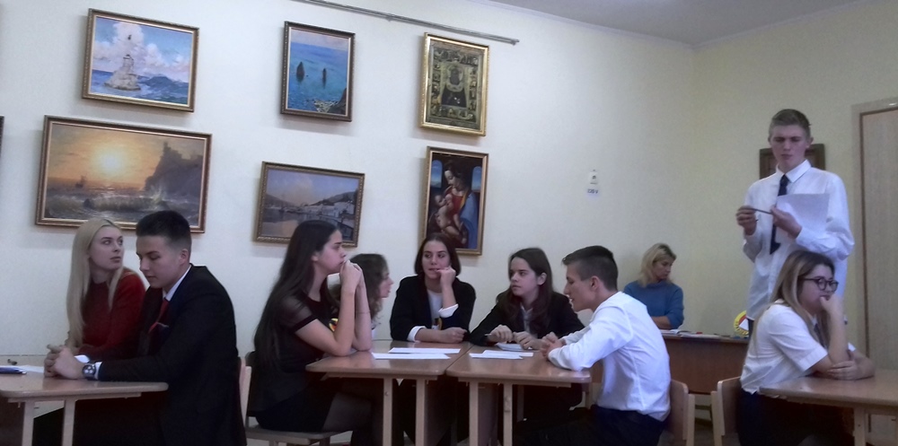 Городской конкурса юных правоведов среди севастопольских старшеклассников посвящён Дню прав человека и Единому уроку права